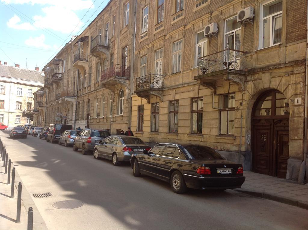 Apartment On Konyskogo Lviv Eksteriør billede